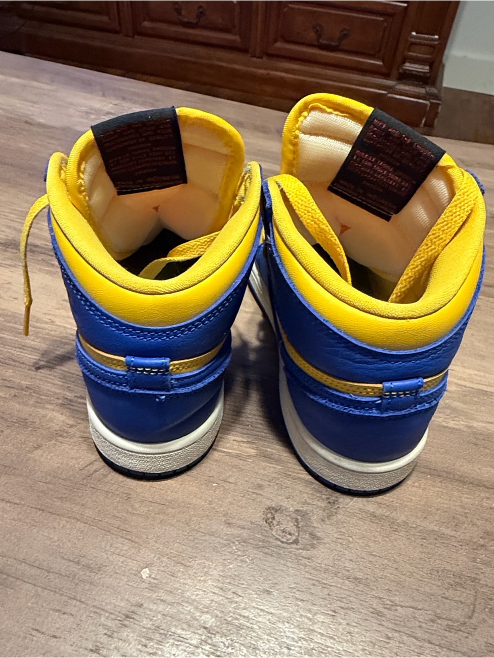 Jordan 1’s Retro - Picture 5 of 10